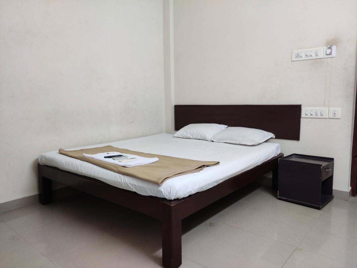 Subasree Cottage Tirunallar Εξωτερικό φωτογραφία