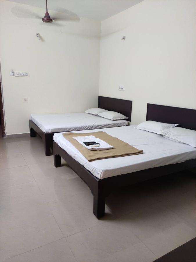 Subasree Cottage Tirunallar Εξωτερικό φωτογραφία