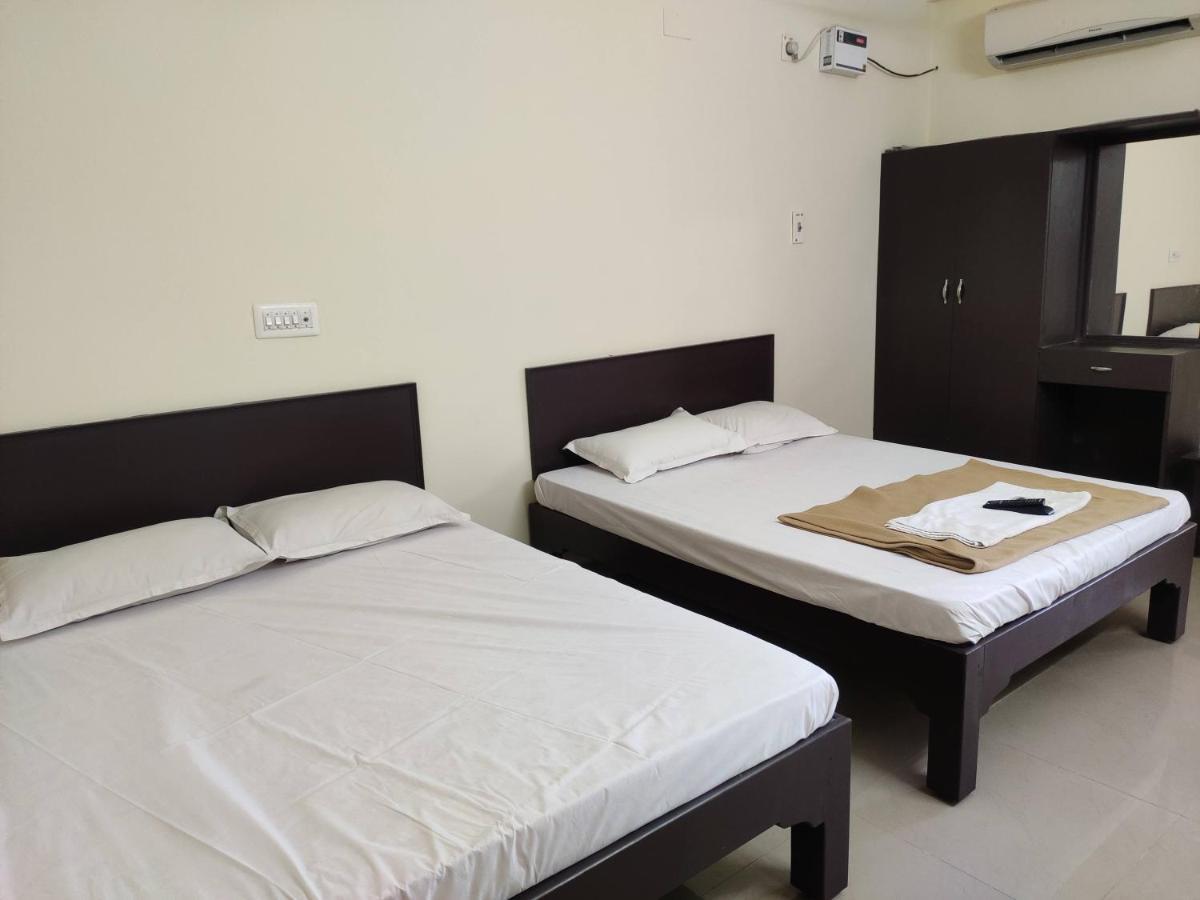 Subasree Cottage Tirunallar Εξωτερικό φωτογραφία